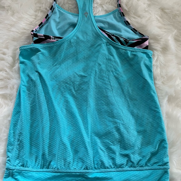lululemon athletica Other - Lululemon Tank top (lvivva)